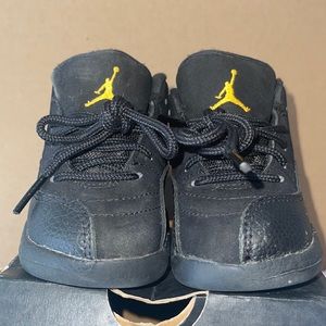 Jordan Retro 12 Black Taxi Sz.6c